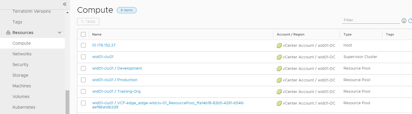 A guia Processamento da zona de nuvem mostrando pools de recursos sem tags.