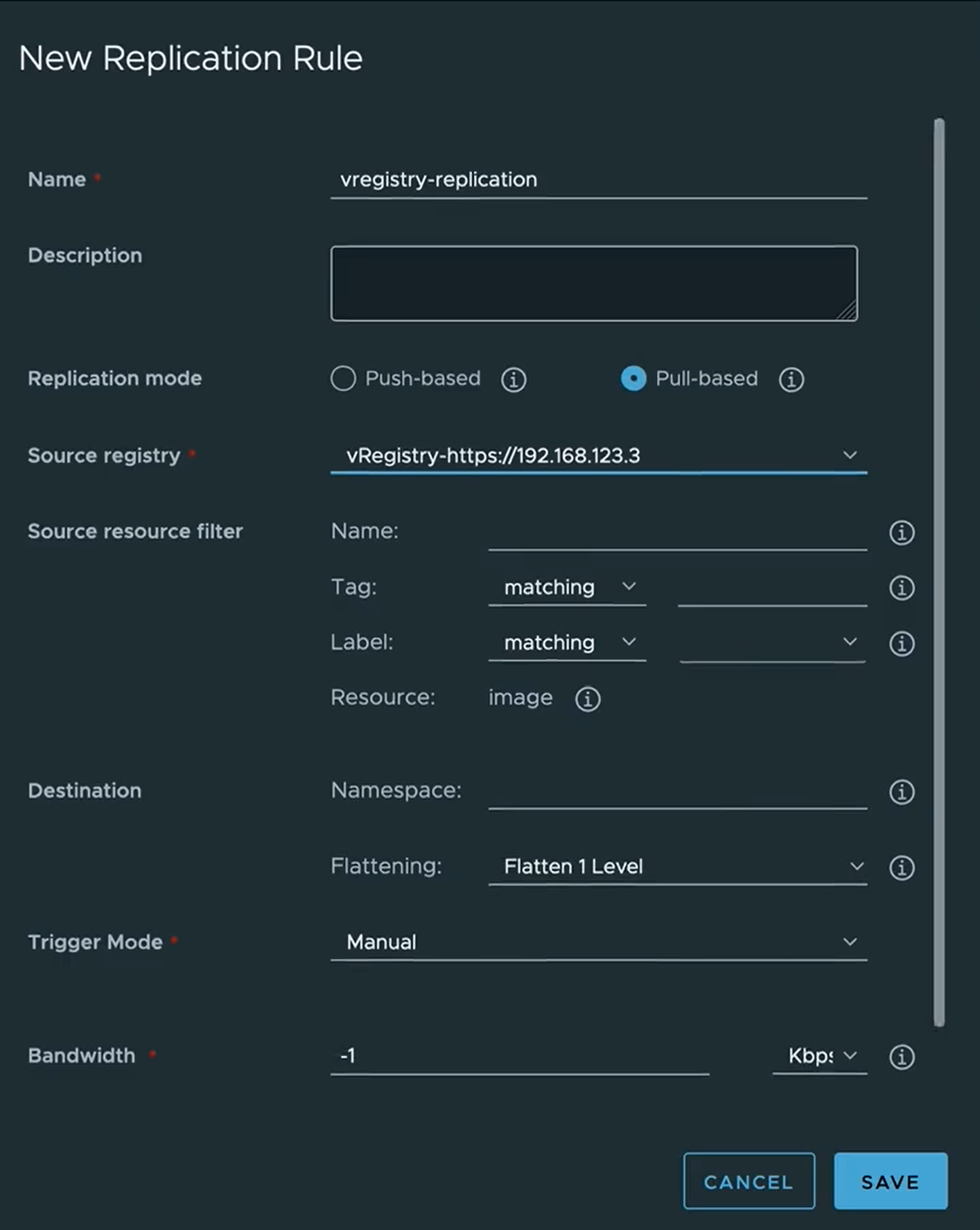 A janela para adicionar uma regra de replicação ao Harbor com as configurações necessárias selecionadas.