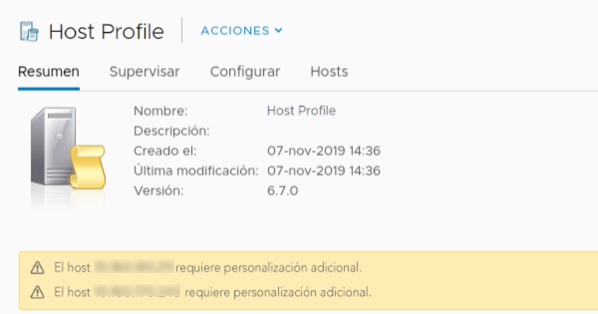 Los hosts no se actualizaron con personalizaciones porque no se completó la asociación del perfil de host al clúster de destino.