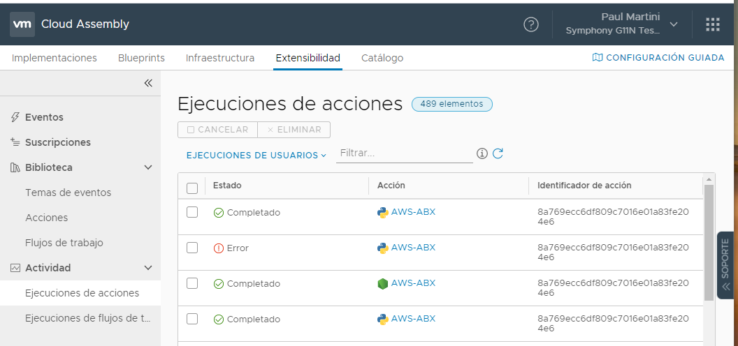 La página Ejecuciones de acciones muestra el estado de las ejecuciones de acciones completadas. El estado de las ejecuciones de acciones puede ser Completado o Con errores.