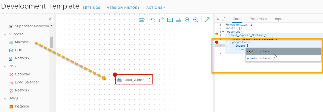 Canevas de conception du modèle de cloud avec une flèche allant de la machine vSphere vers le canevas et mise en surbrillance du code YAML.