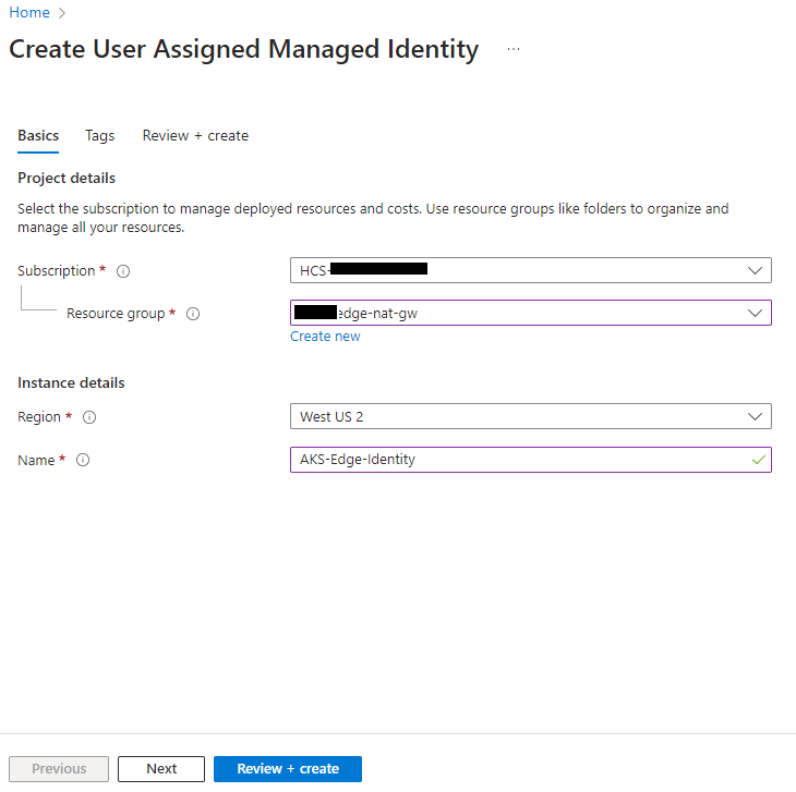 Capture d'écran de l'assistant Créer une identité gérée attribuée à l'utilisateur dans le portail Azure.