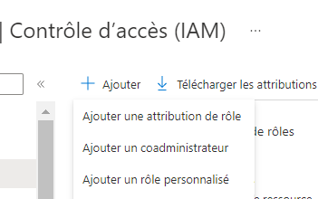 Capture d'écran décrivant l'entrée Ajouter une attribution de rôle lorsque vous cliquez sur Ajouter dans le volet Contrôle d'accès (IAM) du portail Azure.