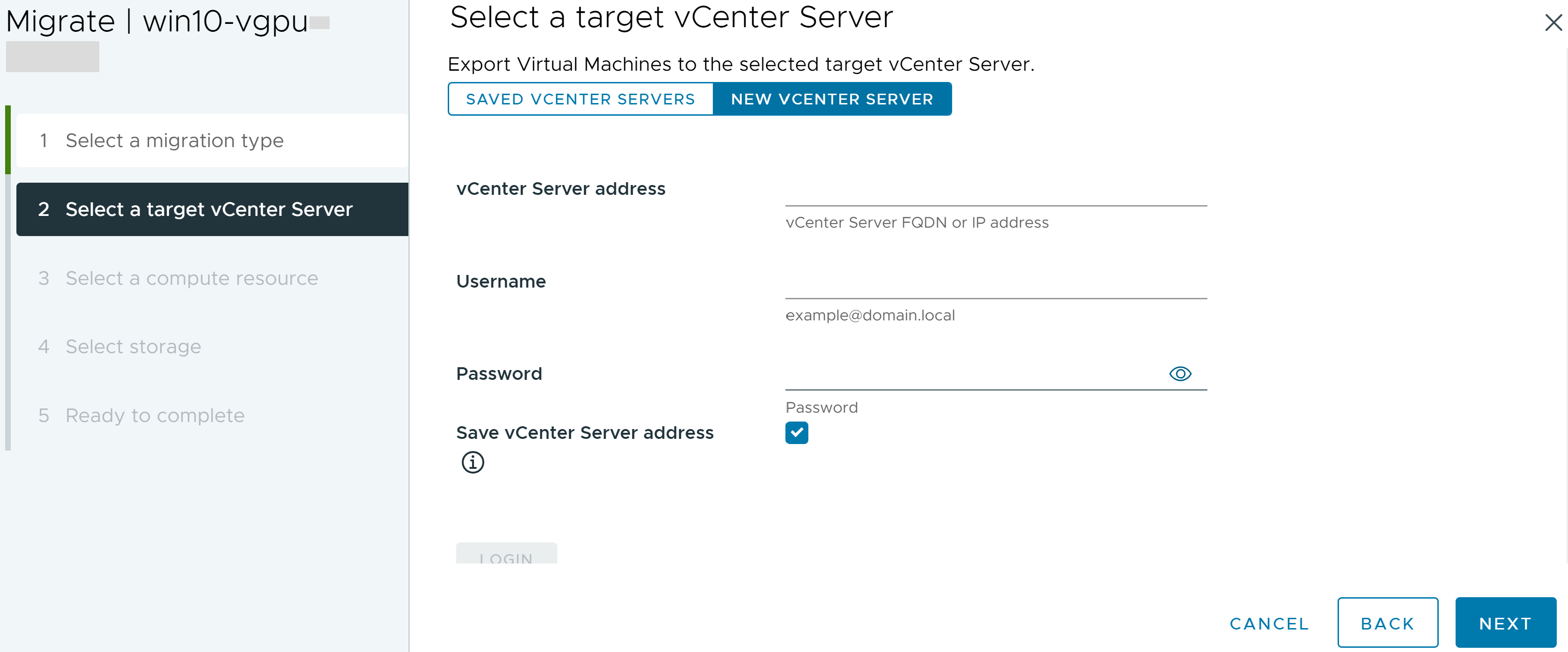Onglet de l'assistant de migration dans lequel vous entrez les informations d'identification de l'instance de vCenter Server cible.
