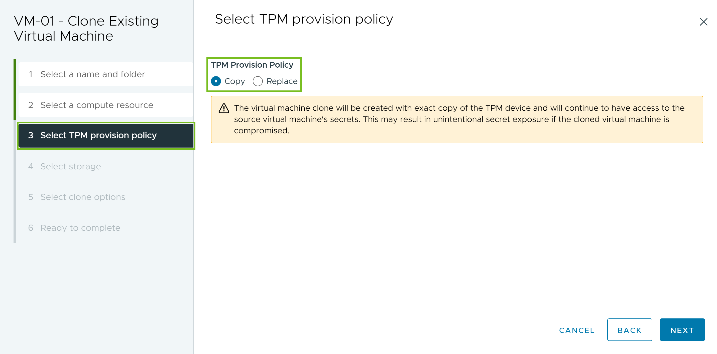 Questa schermata mostra le scelte per il criterio di provisioning TPM durante la clonazione di una macchina virtuale con un vTPM.